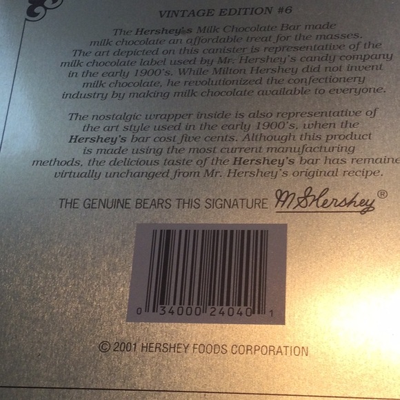 Set of four vintage tins, Hershey Chocolate 1990, 2001 and Reese’s 1997 - Picture 9 of 16